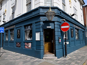 Supporting image for story: Fancy a pint on Christmas Day? Here's some of the places open to welcome festive drinkers