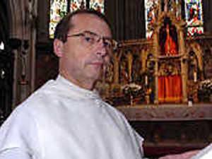 Supporting image for story: Poles spark church boom