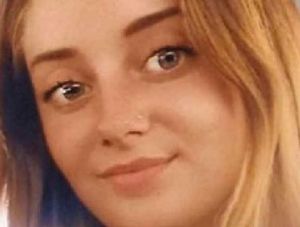 Supporting image for story: Family pay tribute to 'loving and kind-hearted' crash victim after death aged 22