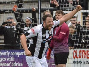 Supporting image for story: Kyle Perry keen to fire Stafford Rangers up the table