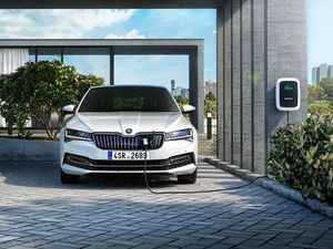 Supporting image for story: Everything you need to know about hybrids