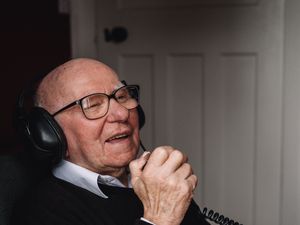 Supporting image for story: Navy veteran, 88, tells of love for home he has bought twice