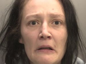 Supporting image for story: Jail for serial thief chased by passer-by after handbag robbery