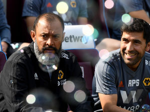 Supporting image for story: Nuno Espirito Santo dismisses speculation linking him and Ruben Neves with Wolves exits