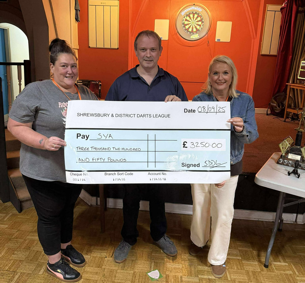 Shrewsbury darts league raises more than &pound;3,000 for youth charity