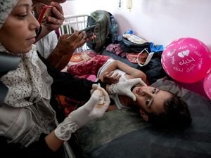 Supporting image for story: Massive polio vaccination campaign begins in Gaza
