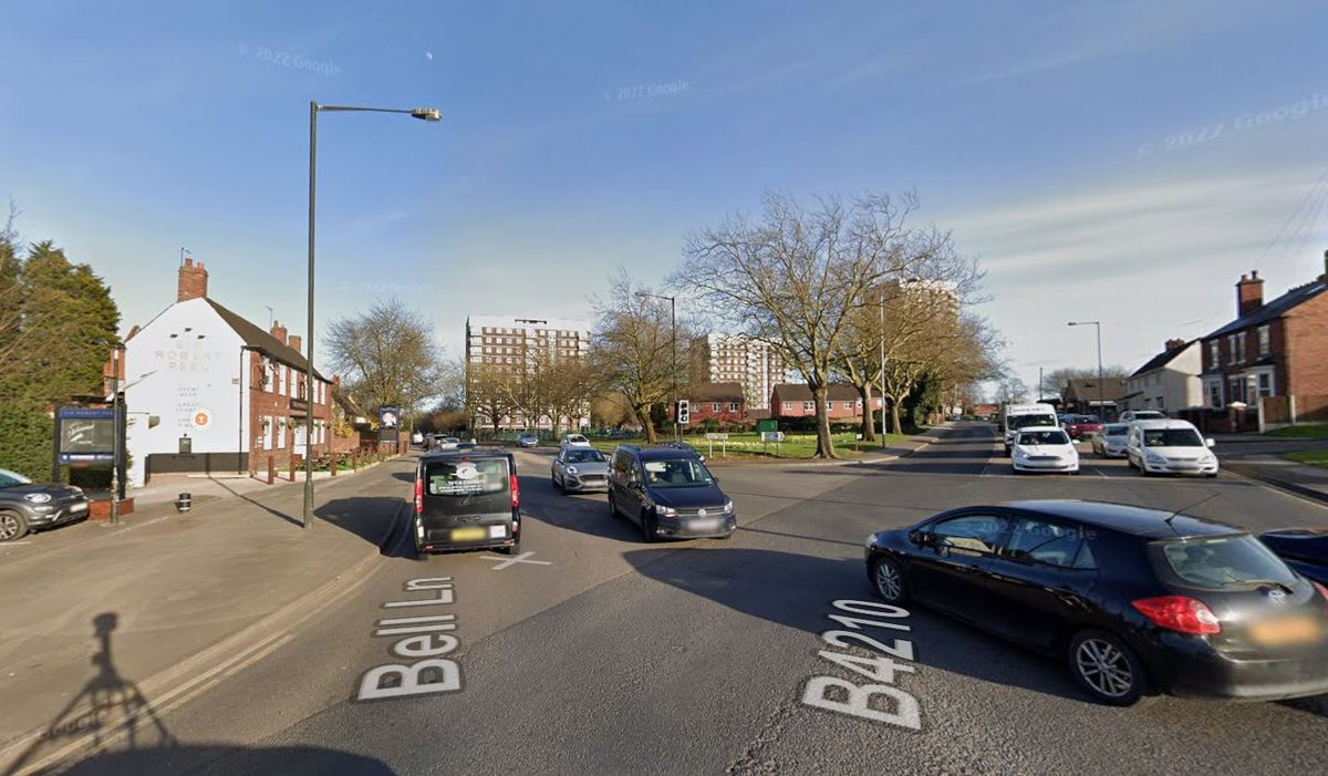 Drivers warned of minor disruption following crash in Bloxwich