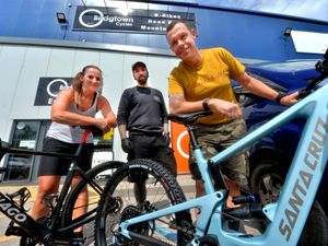 Supporting image for story: Cannock bike shop picks up top award 