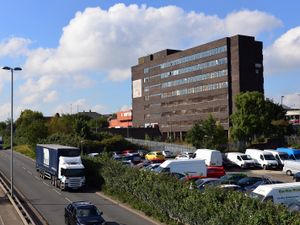 Supporting image for story: End in sight over eyesore Dudley building Cavendish House
