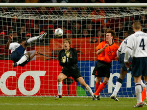 Supporting image for story: Matt Maher: Darius Vassell’s England story can be an inspiration to Ollie Watkins 