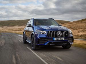 Supporting image for story: First Drive: The Mercedes-AMG GLE 53 brings performance and composure to the SUV segment