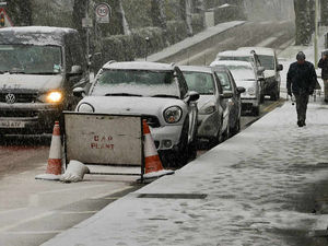 Supporting image for story: Shropshire on yellow alert as snow closes schools and causes disruption