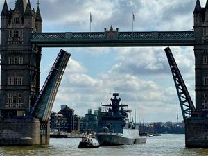 Supporting image for story: German warship blasts Darth Vader theme on the Thames