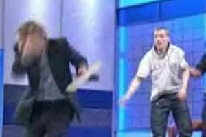 Supporting image for story: Jeremy Kyle hit on head by studio guest