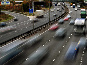 Supporting image for story: Poll: Should drivers who hog the middle lane be fined?