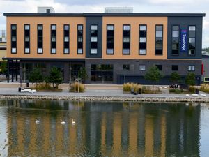 Supporting image for story: Four fire engines sent to Telford Travelodge - but it was false alarm caused by shower steam