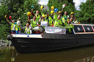 Supporting image for story: Massive volunteer project means picturesque part of canal will reopen