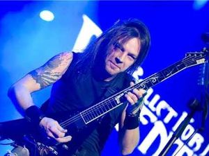 Supporting image for story: Bullet shoots to thrill