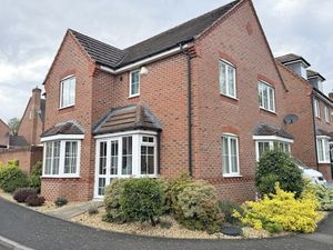 Supporting image for story: Four-bed detached family home for sale in West Bromwich for £460,000