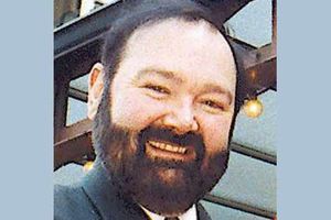 Supporting image for story: David Oakley is jailed for loans con