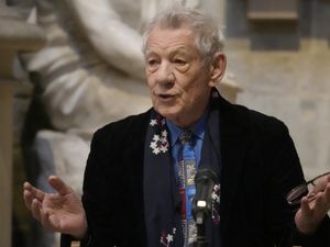 Supporting image for story: Sir Ian McKellen to miss remainder of Player Kings’ London dates following fall