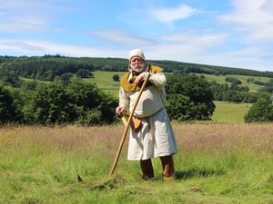 Supporting image for story: Meadow Day at Chirk Castle