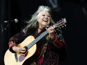 Supporting image for story: Brand New Key singer Melanie dies aged 76