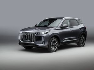 Supporting image for story: Chery reveals its smallest model with the Tiggo 4