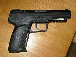 Supporting image for story: BB gun found in child's bag at Wolverhampton school