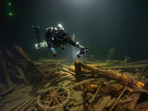Supporting image for story: 19th-century wreck filled with champagne bottles off-limits for treasure hunters
