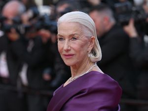 Supporting image for story: ‘Undeniable’ Dame Helen Mirren receives Golden Globes lifetime achievement award