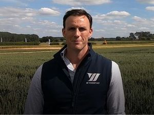 Supporting image for story: Farming talk: Two sides of the country, two sides to the harvest story