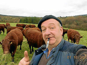 Supporting image for story: Craze for taking farming felfies now spreading across the region