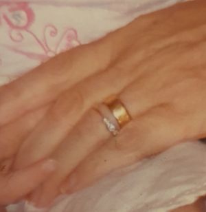 The diamond engagement ring that was stolen