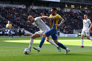 Ryan Bowman of Shrewsbury Town and Harry Darling of Milton Keynes Dons (AMA)