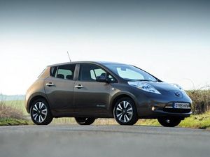 Supporting image for story: First Drive: Nissan Leaf 30kWh