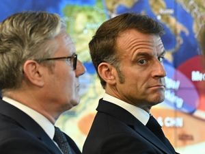 Supporting image for story: Starmer and Macron detail one in, one out migrant returns scheme