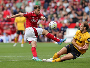 Supporting image for story: Gary O'Neil backs experienced Wolves defender to play 'massive role'