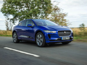 Supporting image for story: Jaguar Land Rover sales fall further after China downturn
