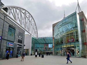 Supporting image for story: Adventure golf teed up for the Bullring
