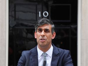 Supporting image for story: Sunak apologises for Tory electoral disaster and confirms plan to quit as leader