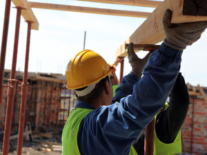 Supporting image for story: Gridlock fears for Ellesmere as housing plan approved