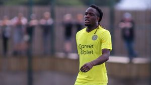 Telford have announced the signing of Edward Elewa-Ikpakwu