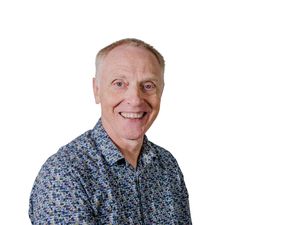 Supporting image for story: Shropshire radio and panto legend Eric Smith announces retirement