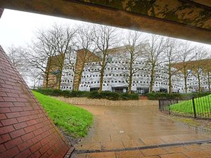 Supporting image for story: Use of technology to clear courts backlog ‘needs to be assessed’