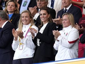 Supporting image for story: Kate invites Red Roses to Windsor Castle for Rugby World Cup win celebration