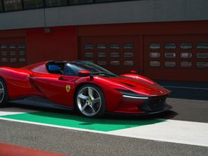 Supporting image for story: Ferrari partners with Qualcomm to accelerate its digital transformation