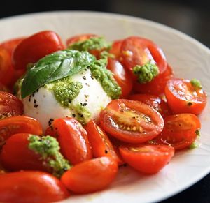 Fresh start – buffalo mozzarella and tomato salad