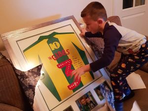 Supporting image for story: Kieran Gibbs gives young West Brom fan a Christmas surprise