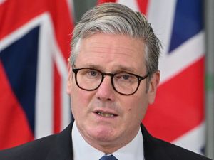 Supporting image for story: Starmer defends Chagos deal as Badenoch criticises multibillion ‘surrender tax’